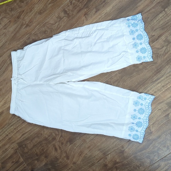 Country Store 100% Cotton Embroidered Pajama Set - Picture 9 of 13